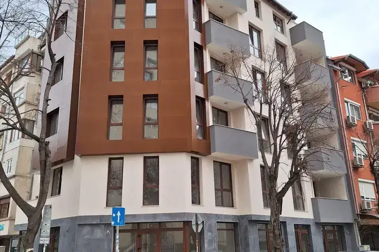 Shop in Благоев, Идеален център