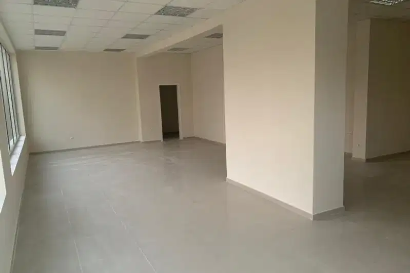 Shop in Stara Zagora, Jeleznik - Centyr