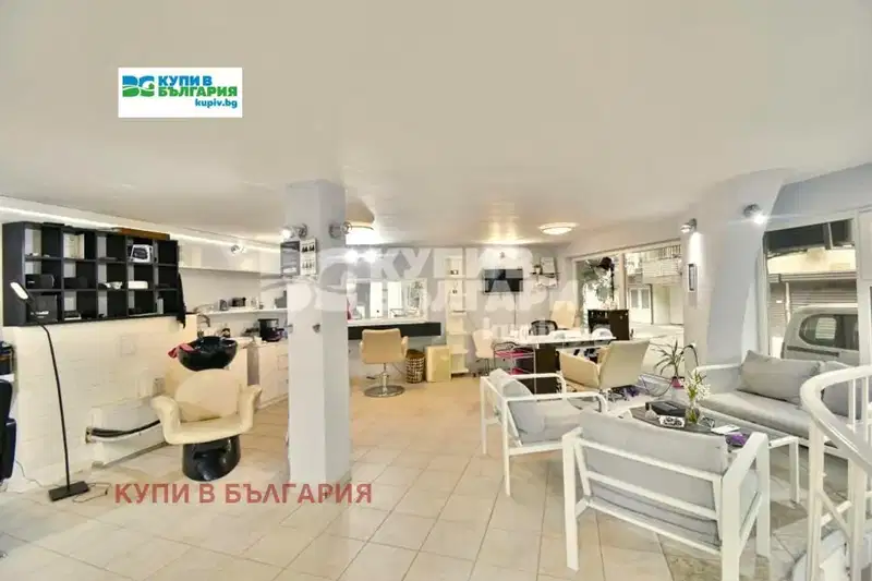 Shop in Varna, Lyatno Kino Trakiya