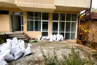 Магазин в Плевен, Широк център