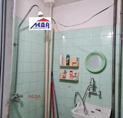Снимка 4 — Многостаен апартамент в Плевен, 9-ти квартал