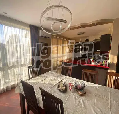 Снимка 4 — Многостаен апартамент във Варна, м-т Салтанат