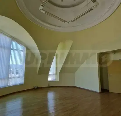 Photo 5 — Office in Varna, Jp Gara
