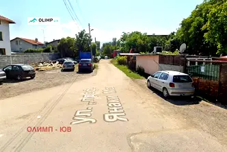 Парцел в Модерно предие