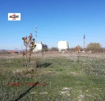 Photo 2 — Plot in Topoli