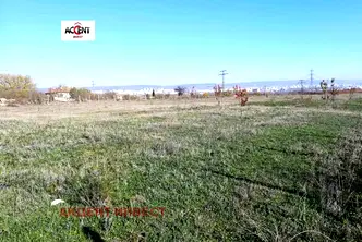 Парцел в с. Тополи