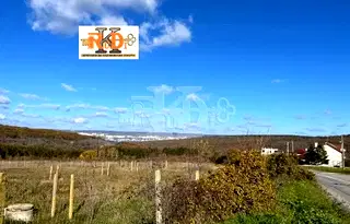 Парцел в с. Звездица