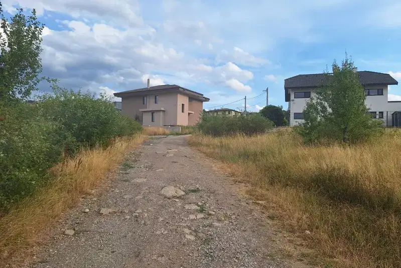 Парцел в София, Горна баня