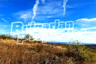 Парцел във Варна, м-т Боровец - юг