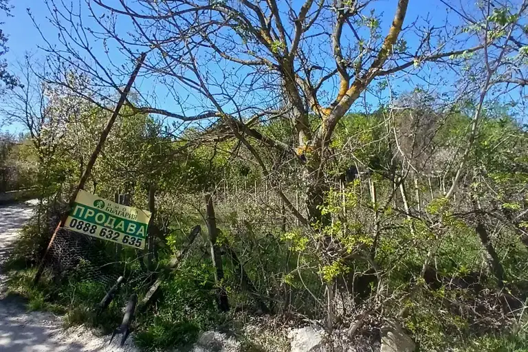 Парцел във Варна, м-т Манастирски рид