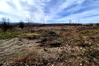 Парцел в Перник, Промишлена зона