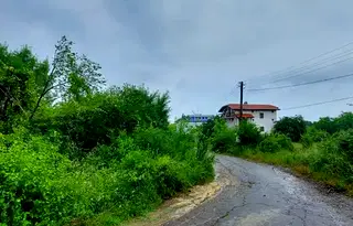 Парцел в Бургас, Обзор