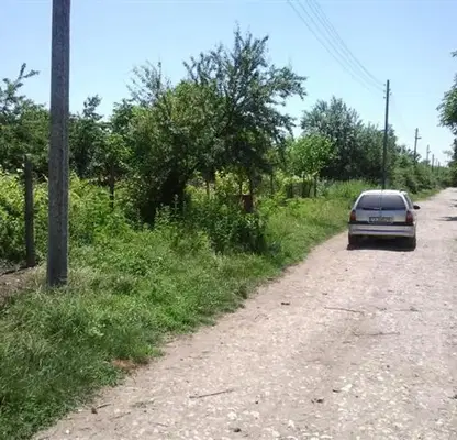 Снимка 2 — Парцел в Добрич, с. Безводица