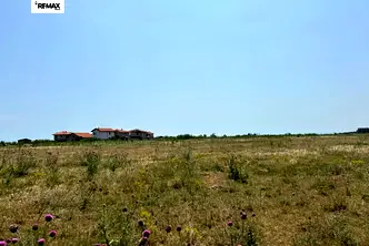 Парцел в Добрич, с. Божурец