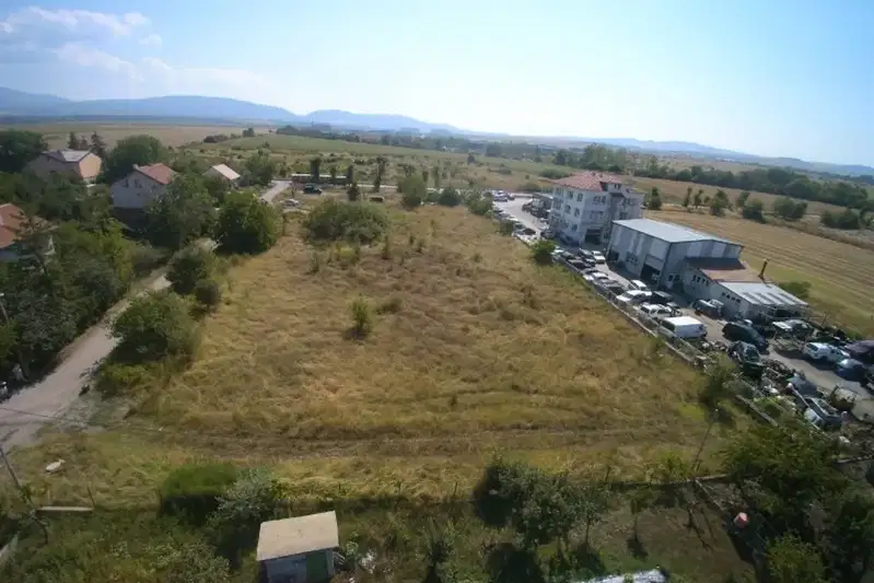 Парцел в София, Божурище