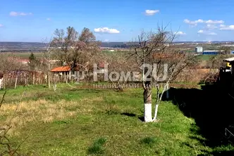 Парцел във Варна, с. Езерово