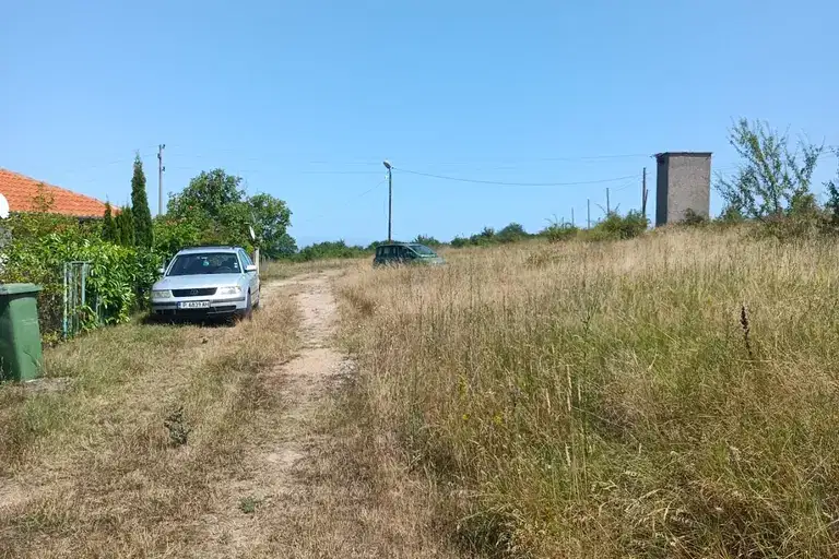 Парцел във Варна, с. Горица