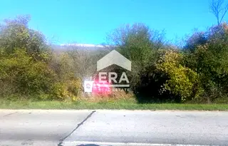 Парцел във Варна, с. Комунари