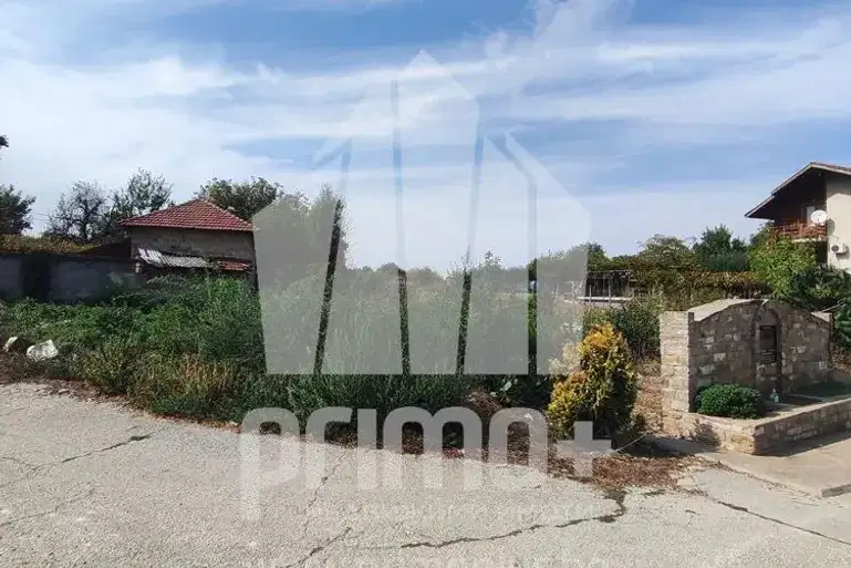 Plot in Oblast Veliko Tyrnovo, Samovodene