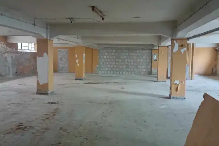 Промишлена сграда в Габрово, Промишлена зона
