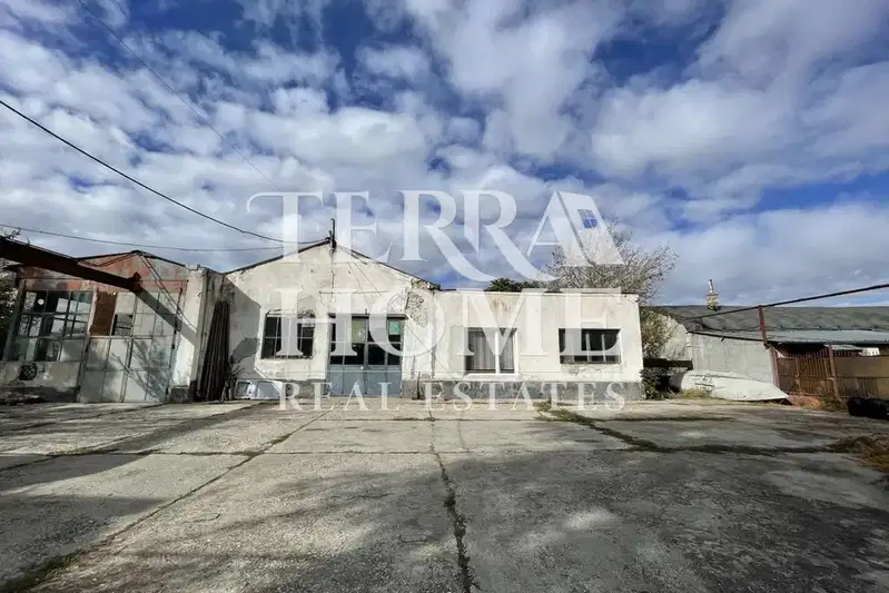 Industrial Building in Dobrich, Promishlena Zona - Zapad