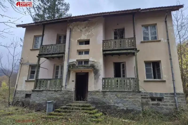 Industrial Building in Oblast Gabrovo, Valevci