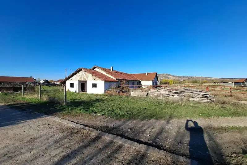Промишлена сграда в Пазарджик, с. Бошуля
