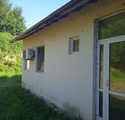 Снимка 4 — Промишлена сграда във Враца, с. Горна Кремена