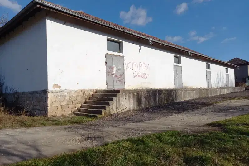 Склад в Плевен, с. Гривица