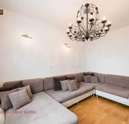 Снимка 4 — Тристаен апартамент във Варна, Аспарухово