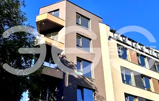 Тристаен апартамент във Варна, Базар Левски