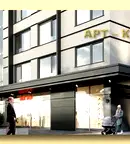 Тристаен апартамент в Перник, Център