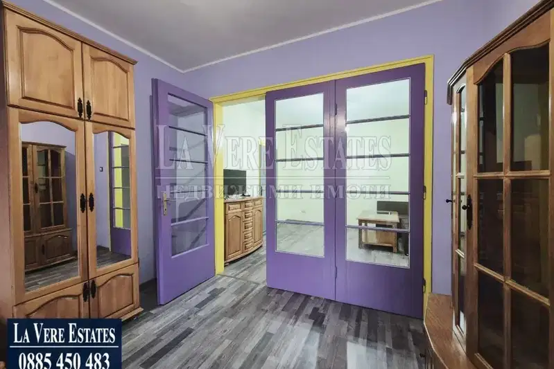 3-bedroom apartment in Ruse, Centyr