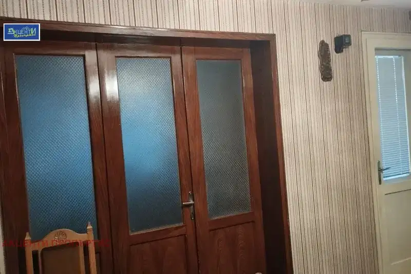 3-bedroom apartment in Veliko Tyrnovo, Centyr