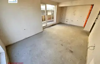 Тристаен апартамент в Кърджали, Център