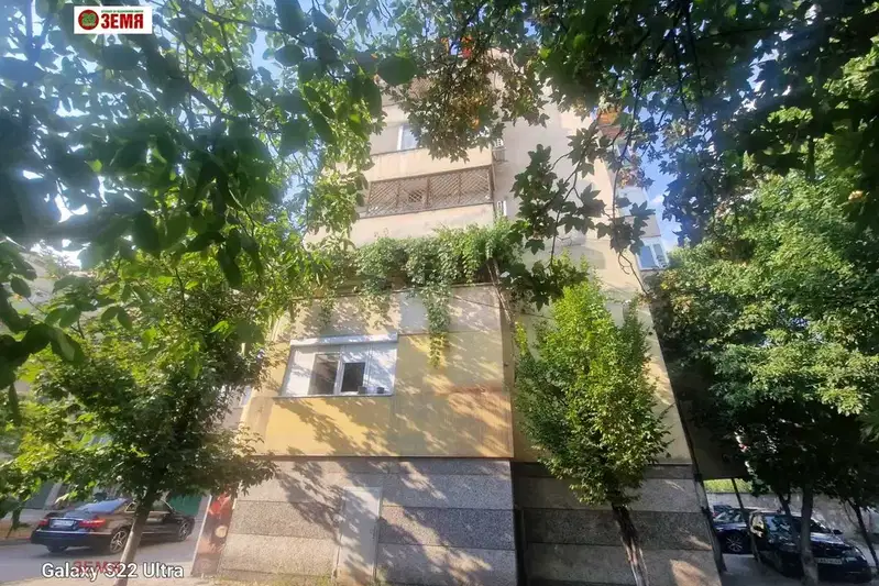 3-bedroom apartment in Pazardjik, Centyr