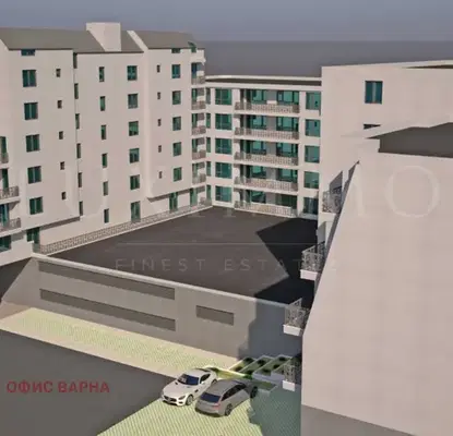 Снимка 2 — Тристаен апартамент във Варна, Център
