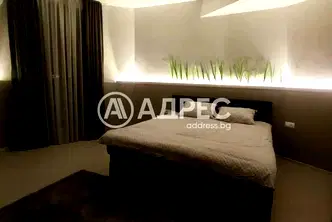 Тристаен апартамент в Ямбол, Център