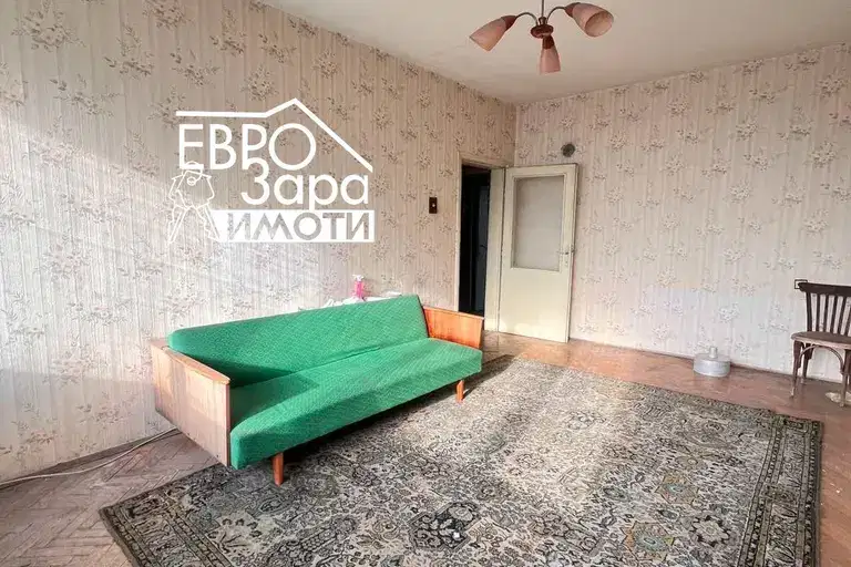 Тристаен апартамент в Стара Загора, Център