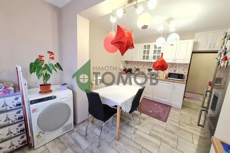 3-bedroom apartment in Shumen, Centyr
