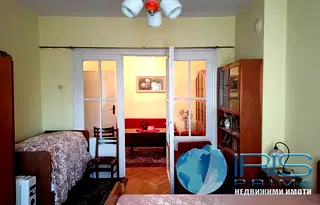 Тристаен апартамент в Шумен, Център