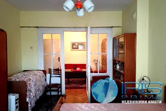 Тристаен апартамент в Шумен, Център