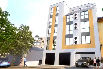 Тристаен апартамент в Шумен, Център