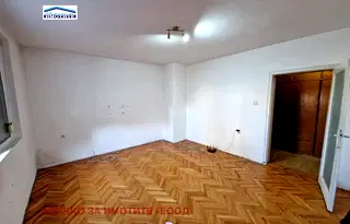 Тристаен апартамент в Русе, Център