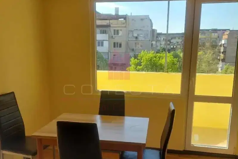 Тристаен апартамент в Русе, Чародейка - Юг