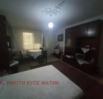 Снимка 3 — Тристаен апартамент в Русе, Дружба 3