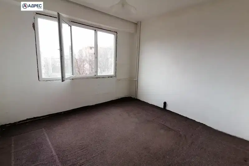 3-bedroom apartment in Shumen, Grivica