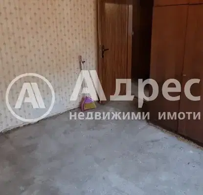 Снимка 5 — Тристаен апартамент във Видин, Химик