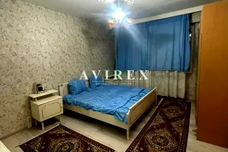 Тристаен апартамент с две тераси в Изгрев, Пловдив