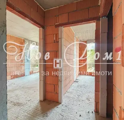 Снимка 5 — Тристаен апартамент във Варна, Изгрев